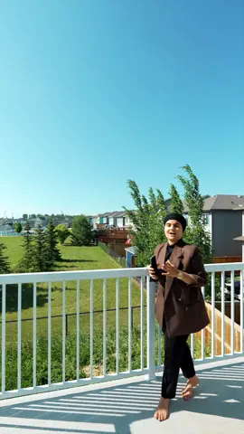 A post by @her_lifestyles on TikTok caption: Call me 780-902-0009 if you want to buy or sell your house.  #yegrealestate #edmontonrealestate #albertarealestate #canadarealestate #britishcolumbia #movingtoalberta #firsttimehomebuyer #edmontonrealtor #edmontontiktok #yegrealtor #realtoryeg #yeghomes #edmontonhomes #punjabitiktok 