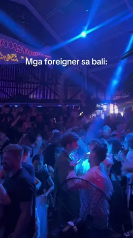 A post by @danlaudit on TikTok caption: NAGINUMAN LANG SA ROOM HAHAHAHHAHAHAHA @Brutt @IG: _FordaFerson @mr.blinkglow 