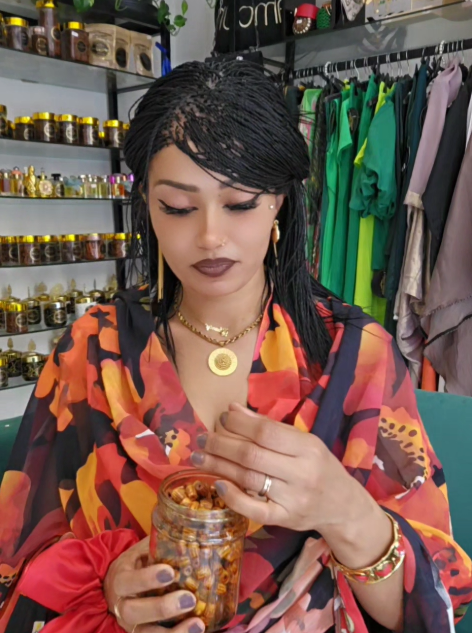 A post by @chantycaviar on TikTok caption: enscens aparfums voile et autre au 125 rue championnet paris 18éme #maisonchanty #paris #tchadienne🇹🇩 #sudanese_tiktok #top 