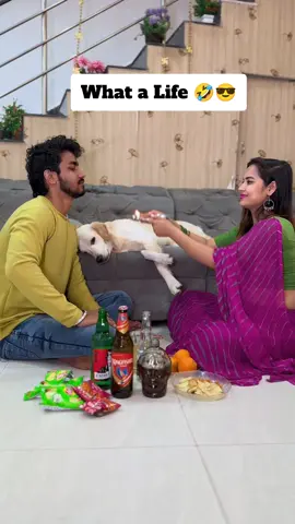 A post by @sachi_sahu on TikTok caption: Dream life😁😂 #funny #Comedy #tiktok #viral 