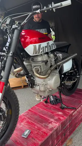 A post by @nicolnic on TikTok caption: 10/10👌 #honda #custom 