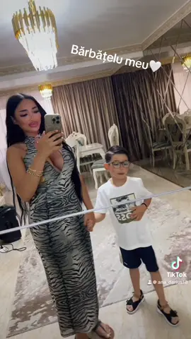 A post by @ana_darius18 on TikTok caption: #AnaDarius♾️