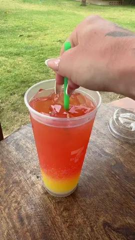 A post by @iris_de_waard on TikTok caption: First try ,🥤 from 7 eleven at Thailand 