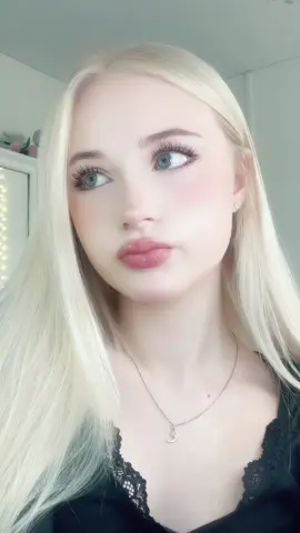 A post by @annabelxhughes on TikTok