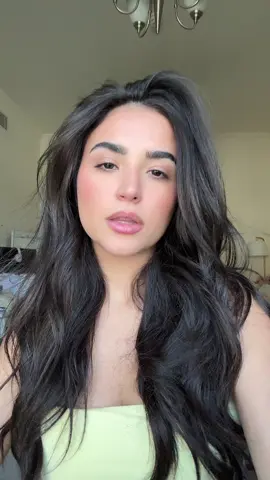 A post by @yaraaziz on TikTok caption: 😂😂😂😂😂#دبي #يارا_عزيز #yara_aziz 