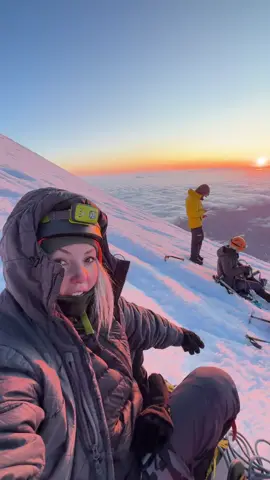 A post by @jessicajska on TikTok caption: summited Mt. Rainier/Tohoma 14,400feet and I can't feel my legs. Thank you Angie Zack Fitz and Grace for guiding us up this beautiful mountain❤️ Meagan and I will now sleep for 10,000 years 