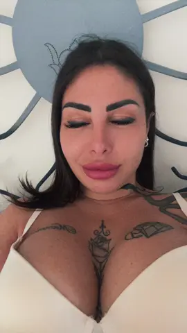 A post by @alessiaellereal on TikTok caption: Aaaah comm s fa 🥲🥲 #perte 
