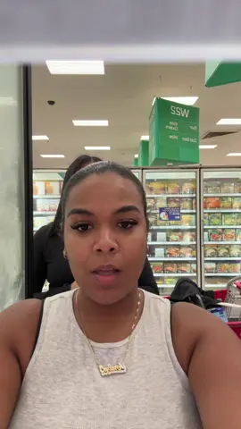 A post by @jeralynnn_ on TikTok caption: fruit riot sour grapes 7/10