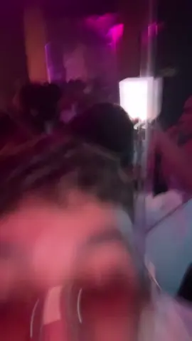 A post by @jlexispr1 on TikTok caption: Tranquila mami jajajajajajajaj 