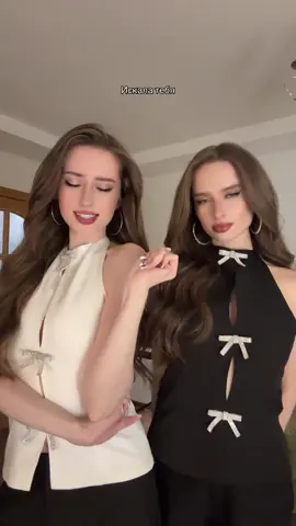 A post by @alinaandkristinaa on TikTok caption: Я искала тебя