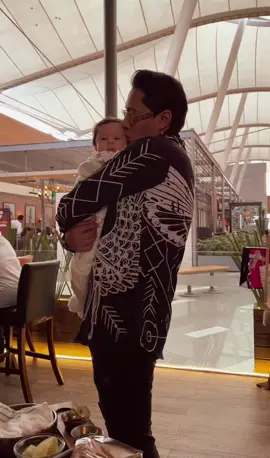 A post by @dayaacervantes on TikTok caption: No pudimos elegir un mejor papá, te amamos precioso @Shulito calderon 🥰