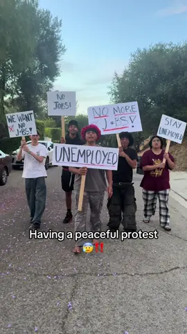 A post by @vexbolts on TikTok caption: ban all j*bs and sh*wers ‼️ #vexbolts #chopped #unemployment