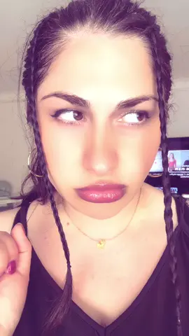 A post by @222222_maia_222222 on TikTok