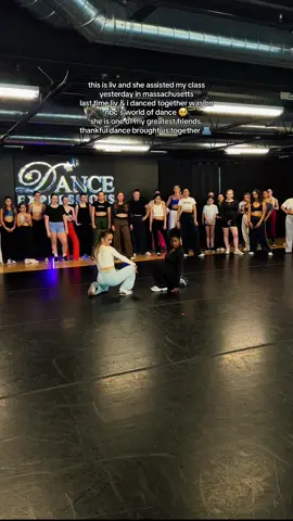 A post by @kellysweeney1 on TikTok caption: love u @livsimoneofficial <3 #kellysweeneychoreo #tatemcrae #justkeepwatching 