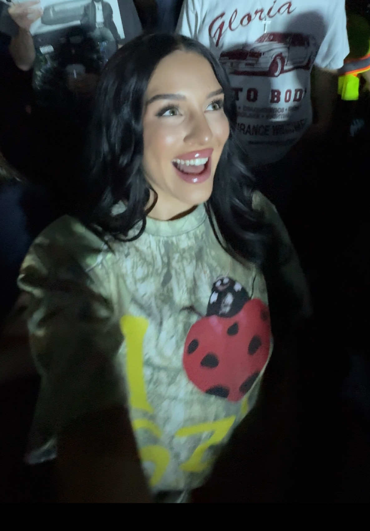 A post by @victoriasamson on TikTok caption: BEST CONCERT EVER 