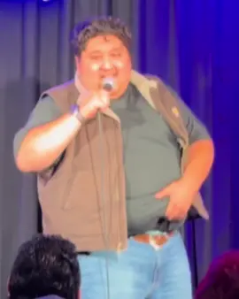A post by @javibailoncomedy on TikTok caption: TICKETS LINK IN BIO! 🙏 #fyp #comedy #funny #foryou 