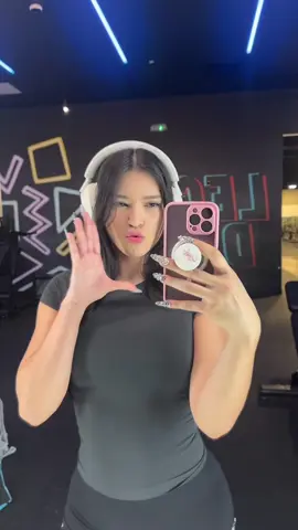 A post by @aishah on TikTok caption: Hitting hammies today
