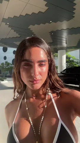 A post by @isalavenezolanaa on TikTok caption: te amo mi bb 