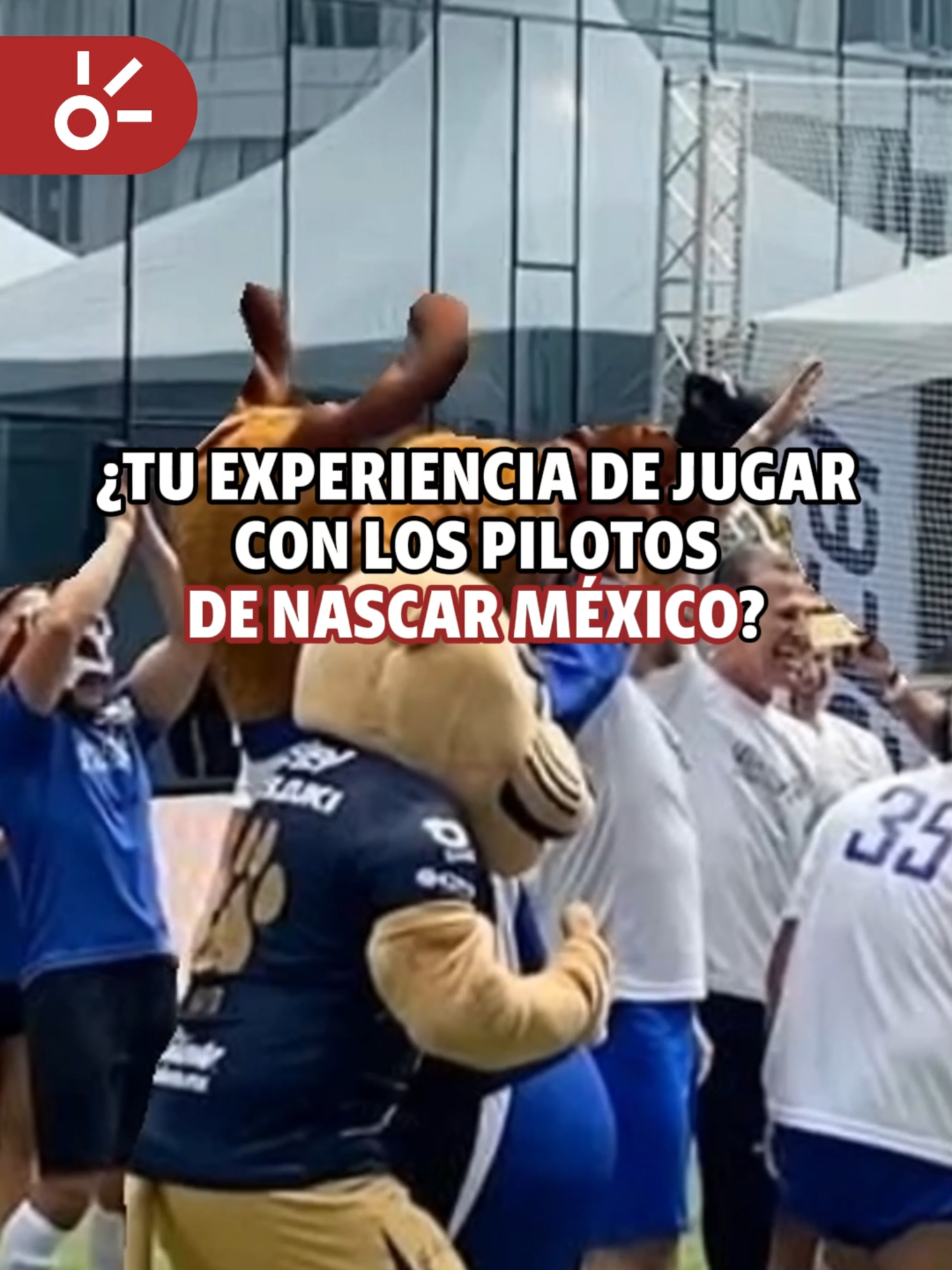 A post by @clarosports on TikTok caption: ¡ASÍ SE VIVE #DeLaPistaALaCancha! 🤩💥🏆 Una edición más del evento anual donde futbolistas y pilotos se reúnen para demostrar su talento sobre el césped y seguir apoyando a las causas del deporte nacional 🫡 #Deportes #Futbol #Motor #DaniSuarez #MasClaroQueNunca