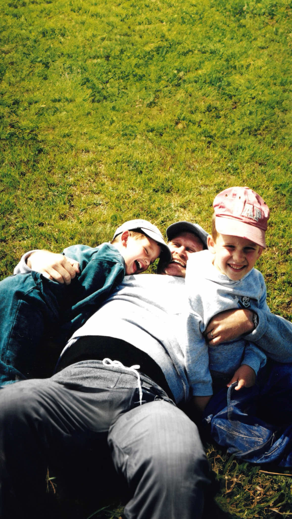 A post by @joeykidney on TikTok caption: dear dad #fathersday #dad #poetry 