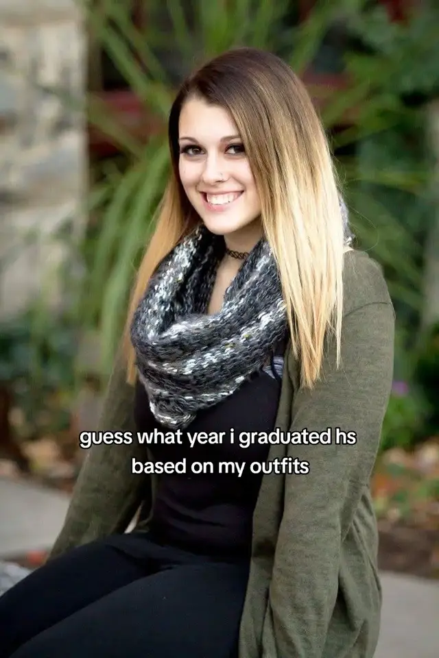 A post by @hal_babyyy on TikTok caption: these years were so iconic i feel like its obvious😭 #whatyeardidyougraduate #graduation #y2k #fyp #foryou #ny #syracuse #chokers #infinityscarves #pink #Adidas #y2khair #blonde #guess 