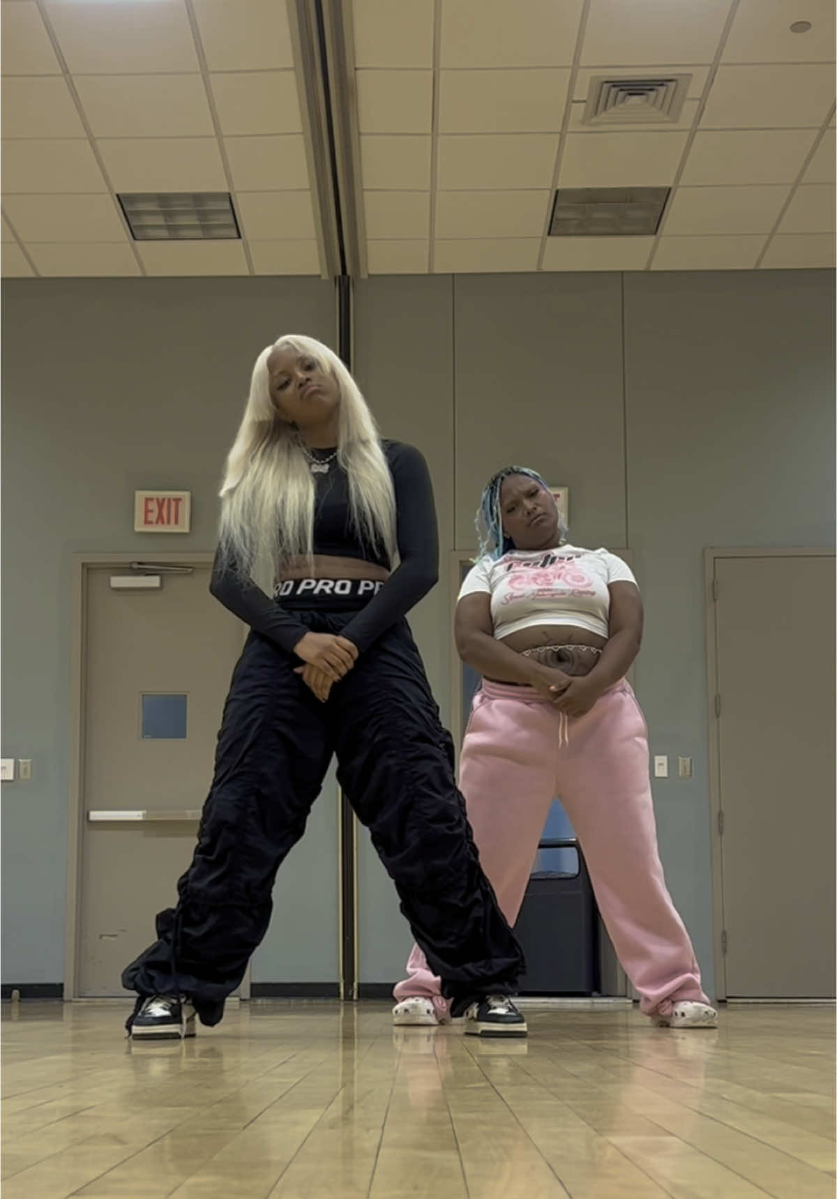 A post by @layy.exe on TikTok caption: in our 82major bag real bad @big jae 💟  @82MAJOR #82major #takeover #82메이저 #82de #kpop #fyp #layyexe 