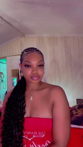 A post by @biigdrezzy29 on TikTok caption: -:I KNOW SHIT GET UGLY, BUT THATS WHY YOU PRETTY 🤩😍 #fyp 