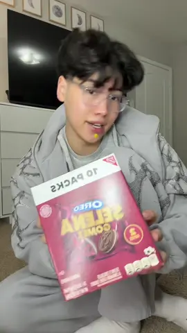A post by @ohgoodlourd on TikTok caption: FINALLY TRYING THE SELENA GOMEZ COOKIES 😛🎶