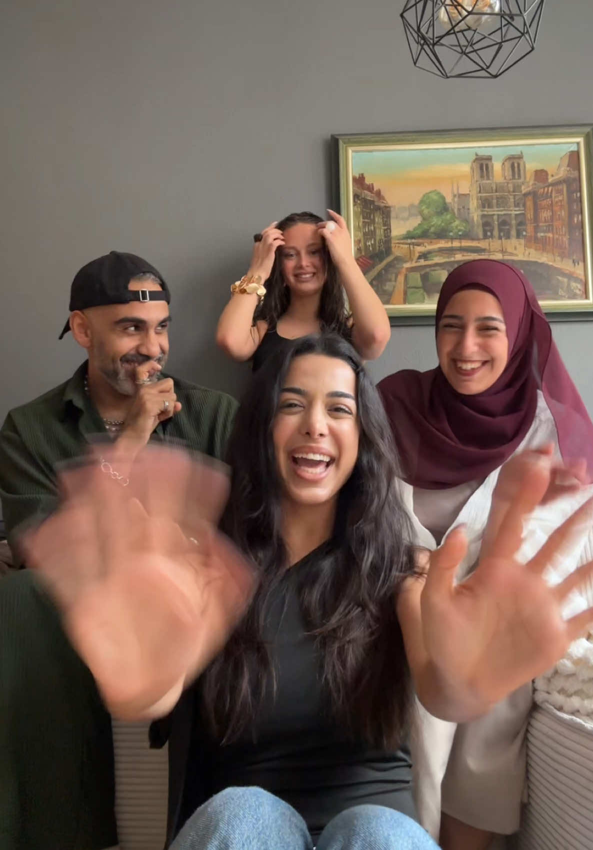 A post by @hamibees on TikTok caption: UOUOUOUOUO! Natürlich war ich am besten 💅🏽 @derya✰ @maraamharaam @Milad.on.the.run 
