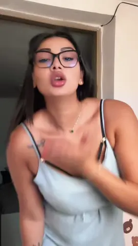 A post by @aclmmmmm on TikTok caption: 😁