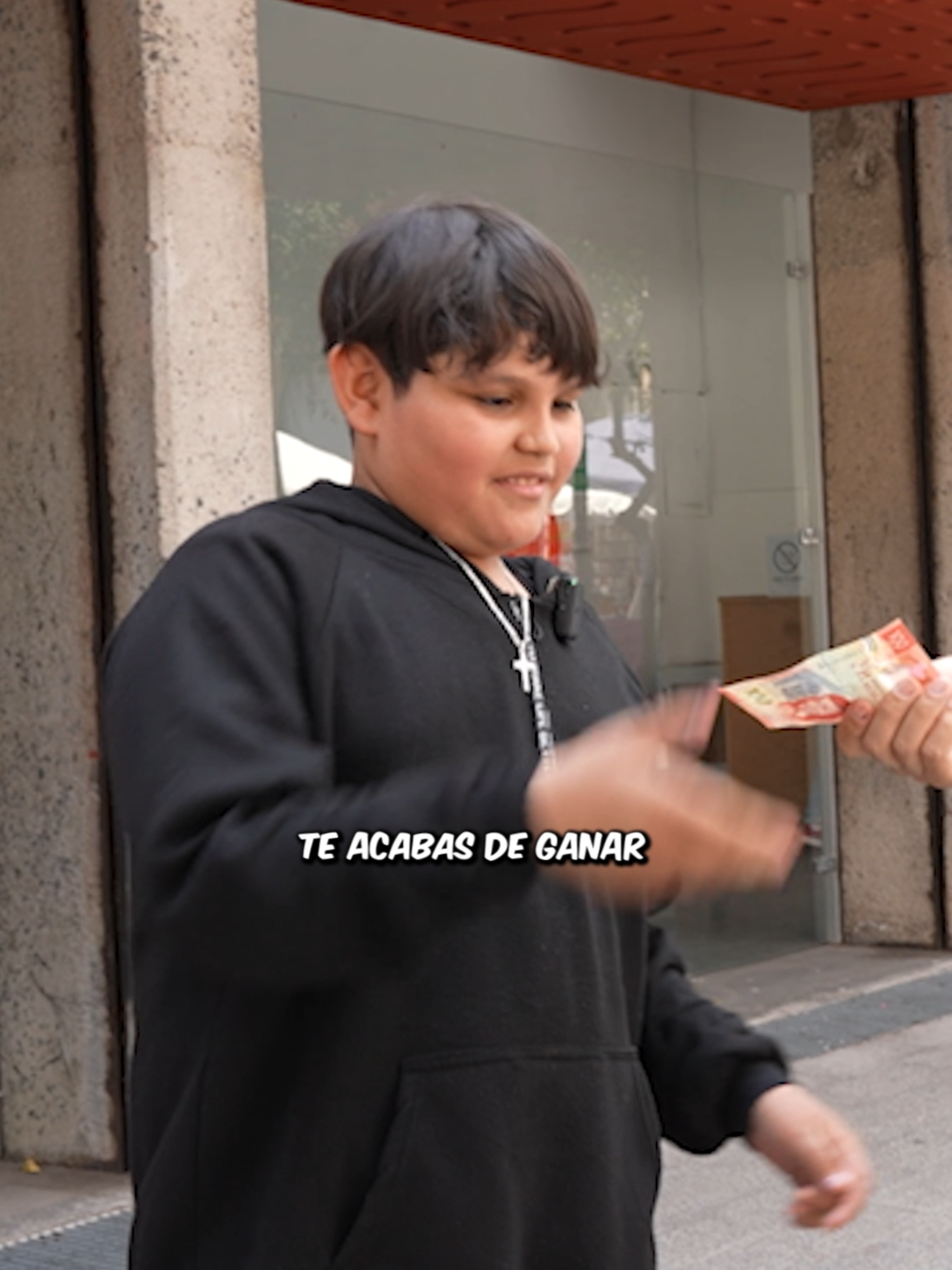 A post by @soybanaz on TikTok caption: Te doy DINERO si adivinas la caricatura... PARTE 4