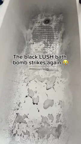 A post by @lushreview on TikTok caption: the black LUSH bath bomb strikes again 😂 #CapCut #viral #lushcommunity #lushproducts #fyp #viralvideo #viraltiktok #foryou #lush #lushbath #lushcosmetics #bathbomb #foryoupageuk #foryoupage 