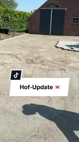 A post by @chaospony_ on TikTok caption: Neues Update vom Hof 🏡 Instagram: Chaospony 📍 #asmrjanina #fyp #fypage #fürdich #fy #trendiing #viralvideo #vlog #MaestriDelPov #equestrianlife #foryoupage #hauskauf #horsesoftiktok #sanierung  