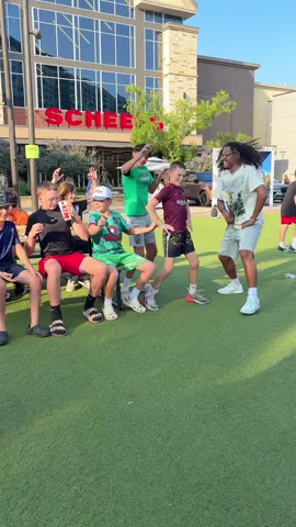 A post by @t.eian on TikTok caption: I pray the kids see this clip yall they were really joyful 🫡⭐️
