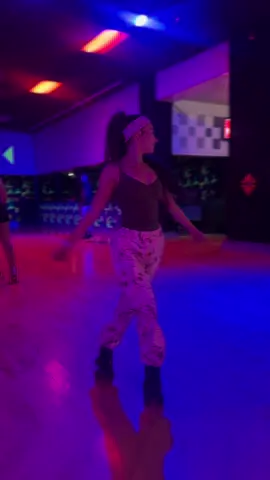 A post by @rollinwithnunu on TikTok caption: 🤍🤍#rollinwithnunu #fyp #rollerskating #trending #viral #foryoupage 