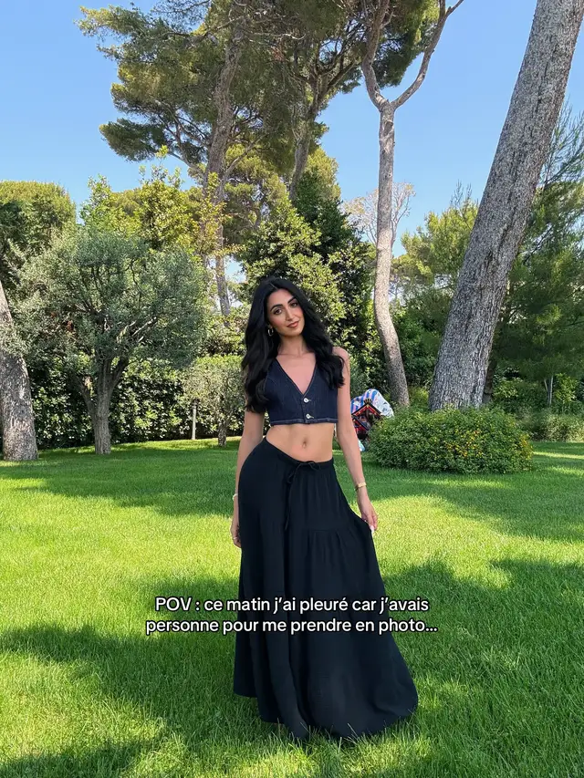A post by @fleuretcompagnie7 on TikTok caption: Mon trépied et 35 degrés 🥹