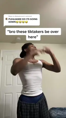 A post by @mikeydavis__ on TikTok caption: #thesetiktakers 
