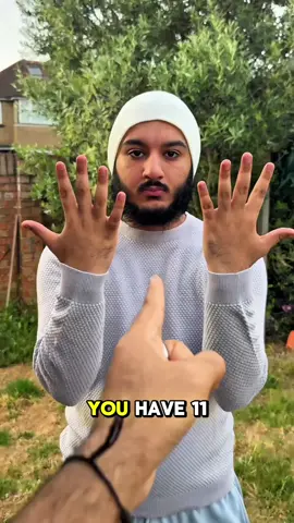 A post by @arshsoni on TikTok caption: He Has 11 FINGERS! 😱 (Mind blowing)  Follow for more! ✨