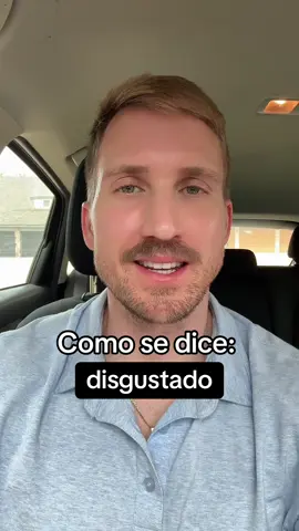 A post by @spencerconoce on TikTok caption: ¿Cómo diría huraño?