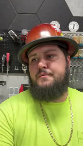 A post by @johnmicheal1996 on TikTok caption: Ricky doesn’t hate Mondays! #RickyAndTheBoss #BreadstickRicky #RoughNeckRoscoe 