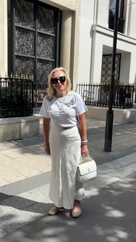 A post by @classofpalmbeach on TikTok caption: #diamonds #billionaire #luxurycars #goals #luxurylifestyle #oldmoneystyle #paris #parisluxury #quietluxury #oldmoneyoutfits #summervibe #luxurytravel #forbes #explorepage #viral 