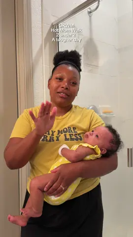 A post by @keke.janajah on TikTok caption: This was beforeeee the hair appointment loll 
