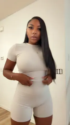 A post by @luxxurylynmal on TikTok caption: Get you a comfortable 2 piece ladies #foryoupageofficial #tiktokshop #luxxurylynn 