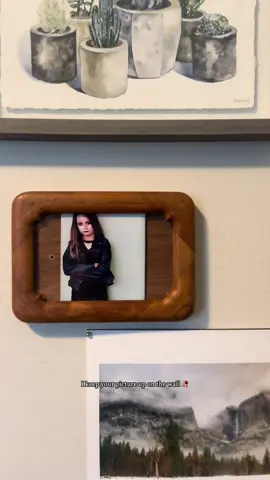 A post by @soph1efergi on TikTok caption: emo girl😔🥀🖤