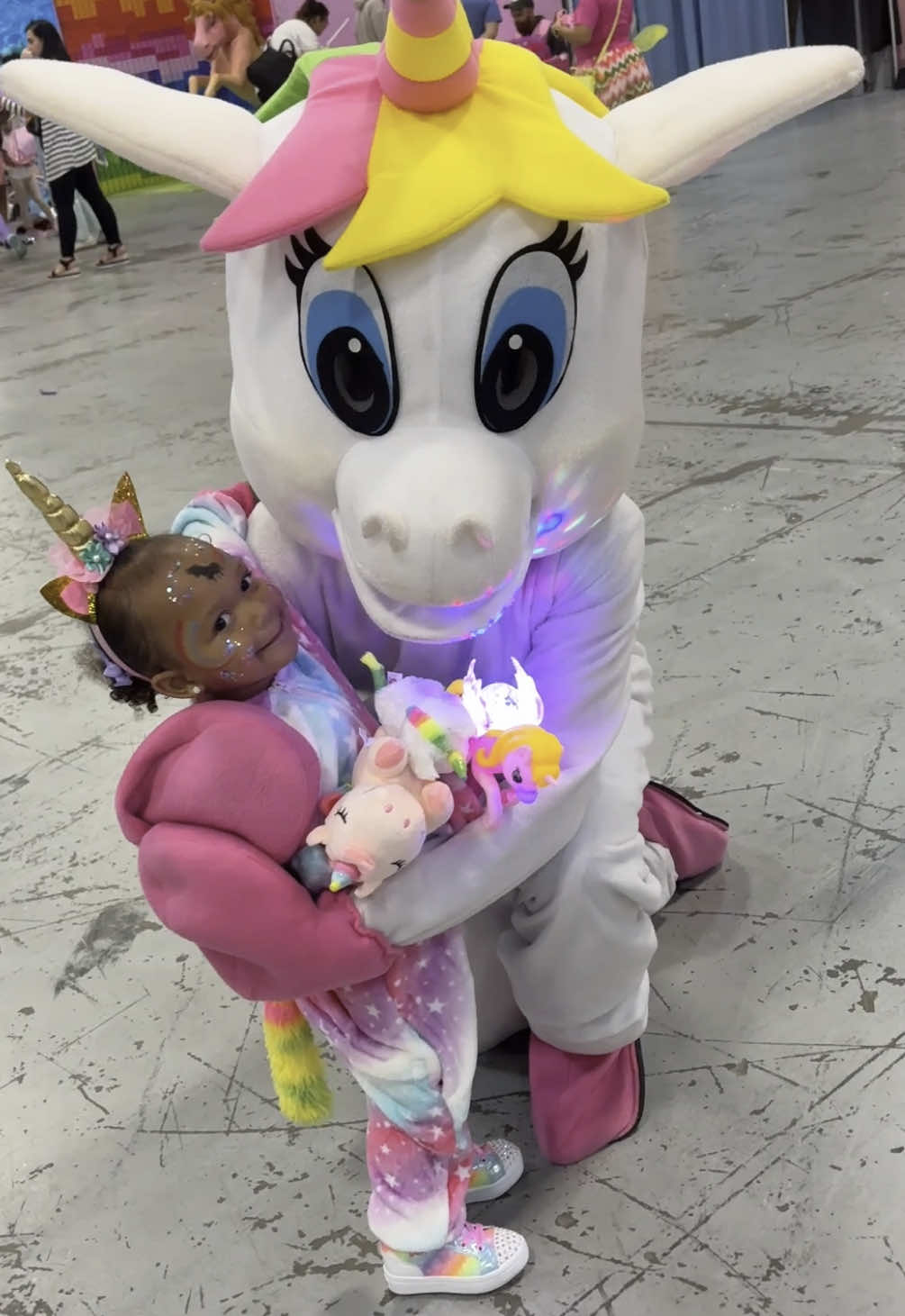 A post by @callmeeeprincess on TikTok caption: I loved this place for a random rainy weekend & we'll definitely be back if it comes back to NJ next year 🦄 #unicornworld #calilove #fyp #thingstodoinnyc #thingstodowithtoddlers #toddlersoftiktok #unicorn #fairy #mommydaughter 