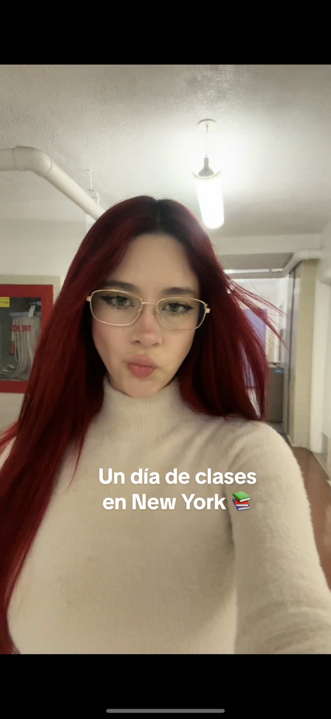 A post by @dafnezzuniga on TikTok caption: 1 día de clases en Nueva York 📚 @EF México - Cursos de Idiomas #Vlog #travel #fyp 