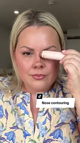 A post by @selenamup on TikTok caption: Catfishing my nose @kitty #nosecontour #nosecontourhack 