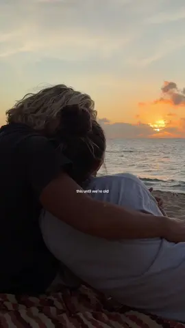 A post by @zoe_davis on TikTok caption: pls 🥹