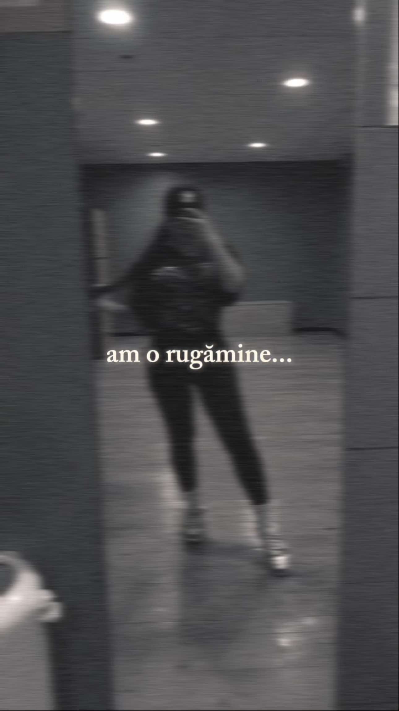 A post by @valentina_rs_____ on TikTok caption: #CapCut #🖤  #singuratate #foruyou #🧸 