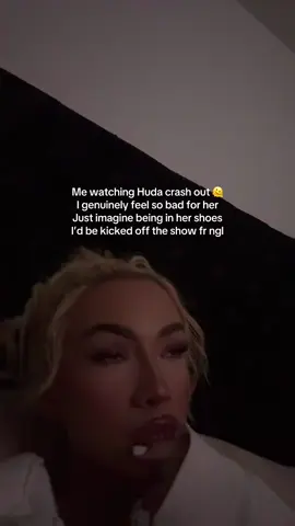 A post by @lyssashackelford on TikTok caption: #loveislandusa 